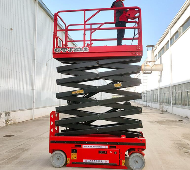 邹城自行走移动式升降机